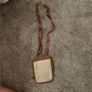 lululemon belt bag